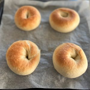 ころん＊の作ってみた!投稿(【基本のベーグル】初心者にもおすすめ！手ごねで作る絶品レシピ)