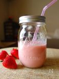いちご甘酒スムージー