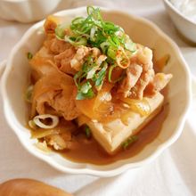 プルプル豆腐がたまらない！寒い日にはこれ！肉豆腐