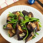 簡単エスニック♡なすとパクチーのナンプラー炒め