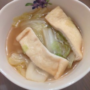 たりおの作ってみた!投稿(フライパンのまま食卓へ「薄揚げと白菜のくったり煮」)
