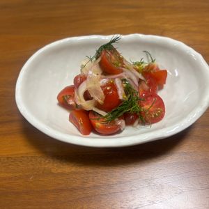 こむぎの作ってみた!投稿(【食べる美容サプリ】トマトと紫玉ねぎのいたわりマリネ)