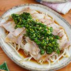 レンジで♪もやしと豚バラ肉のニラだれかけ