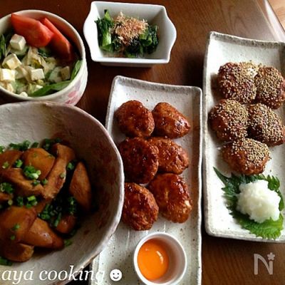 照焼きと和風つくね二種・里芋の甘辛煮・サラダ