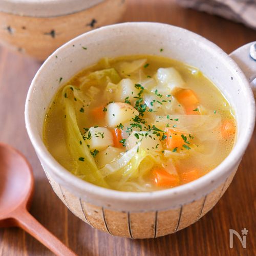 【コンソメ野菜スープ】簡単！野菜が甘くておいしい♪