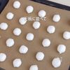 材料2つ チョコマシュマロクッキーの工程1