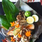 秋鮭の蒸し焼き4種のきのこの彩りあんかけ