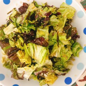 煌蓮mamの作ってみた!投稿(【ごまたっぷりレタスの塩こんぶ和え】)