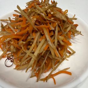 ぽんたの作ってみた!投稿(【きんぴらごぼう】手作りの優しい味♡)