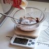 板チョコ1枚使い切り♪マーブルチョコパンの工程1