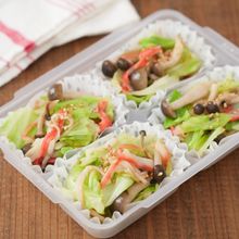 【冷凍作り置き】キャベツとしめじのカニかま塩炒め