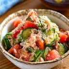 トマトときゅうりのうまだしツナサラダ【切って和えるだけ！】