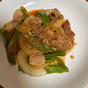 wanの作ってみた!投稿(焼肉用豚肉でチェユクポックム(豚肉のコチュジャン炒め))