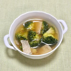 キャピタンの作ってみた!投稿(【ブロッコリーとベーコンのコンソメスープ】くたっと美味しい♡)