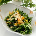 混ぜるだけの春菊と柿と蕪のツナサラダ