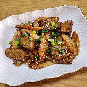 ナムディの作ってみた!投稿(ごぼうとちくわの甘辛炒め【おかず、お弁当に♪】)