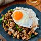 余り野菜でお助けレシピ！【ナスとピーマンのそぼろ飯】