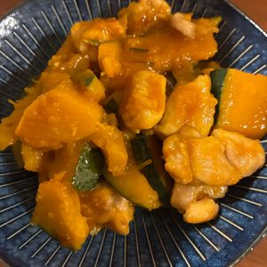1169387の作ってみた!投稿(【鶏肉とかぼちゃの甘酢がらめ】やみつきになる美味しさ♡)