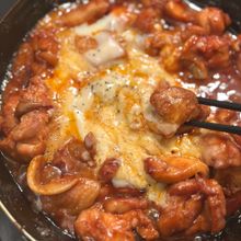 15分で簡単！ご飯が欲しくなる旨辛チーズプルダック🔥