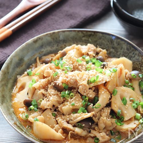 【豚肉と蓮根の旨辛煮】ヘルシーでめっちゃご飯に合うおかず♪