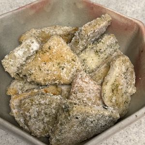 792152の作ってみた!投稿(【里芋の唐揚げ】カリっほく♡簡単味付けこれひとつ！)