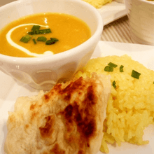 【230Kcal】即席ナン♪とお子様インドカレーのランチ。