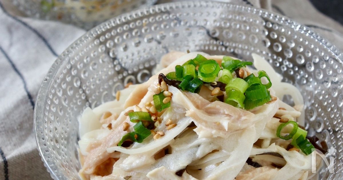 新玉ねぎとサラダチキンの塩昆布マヨ和え By 藤本マキ レシピサイト Nadia ナディア プロの料理家のおいしいレシピ