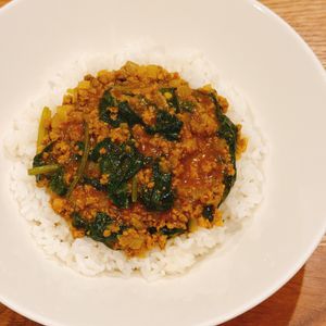 ミルクの作ってみた!投稿(『ほうれん草のキーマカレー』ワンパン10分‼︎煮込み要らず☆)
