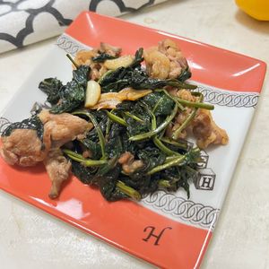 きらの作ってみた!投稿(豚肉と空芯菜のニンニク炒め。)