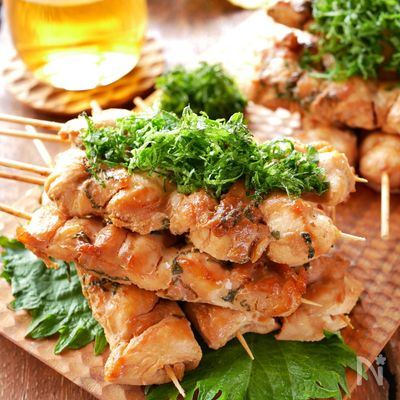 おうちで最高居酒屋！しっとり柔らか【ささみの大葉みそ焼き串】