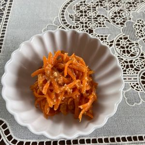 万福の作ってみた!投稿(＼レンジで２分30秒／ごま味噌にんじん)