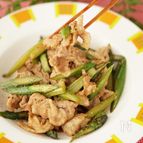 季節を楽しむ旬ごはん✿アスパラと豚こま肉の黒胡椒炒め
