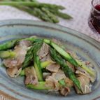 豚バラ肉とアスパラガスのガーリック塩炒め