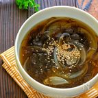さっぱりヘルシー！もずくスープ