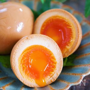 ラーメン屋さんのとろ〜り半熟煮卵』【#作り置き #お弁当】 | レシピ