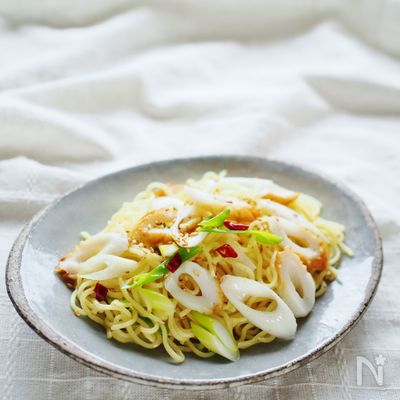 ちくわとネギの塩焼きそば