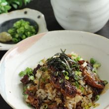 カリッと焼いて香ばしい！サバ缶ひつまぶし