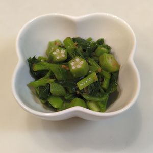 るるる♪の作ってみた!投稿(つるむらさきとオクラ、しらすの梅ドレ和え)