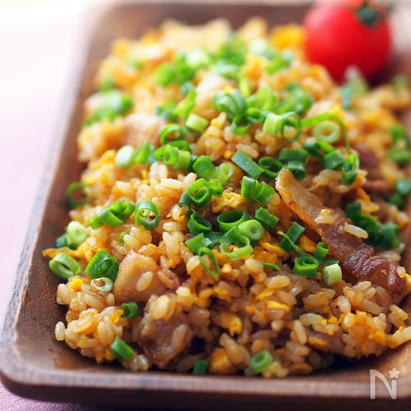 調味料は2つだけ！オイマヨ炒飯