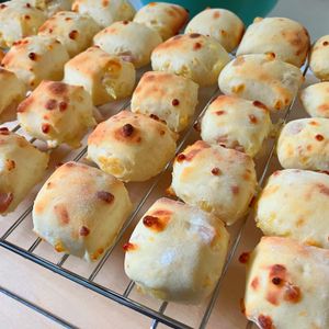 Leonの作ってみた!投稿(ころころベーコンチーズパン)