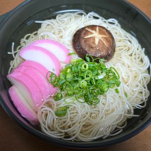 月雪由翔の作ってみた!投稿(【基本のにゅうめん】簡単！つるっと激うま！夏バテ、素麺消費に)