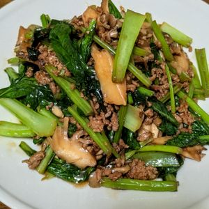 ともの作ってみた!投稿(【小松菜と豚ひき肉のとろみ炒め】手頃な食材で♪)