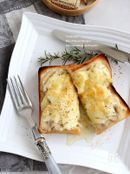 はちみつチーズおつまみバナナトースト