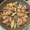 【鶏肉と白ネギの卵とじ】簡単美味しいメイン◎の工程2