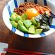 アボカドキムチ納豆丼