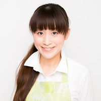 秋山 靖子