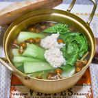 鶏団子となめこの中華スープ