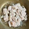 えびより美味しい？「むね肉で作るとりマヨ」の工程1