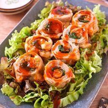 【豚ニラキムチーズ蒸し】レンジで簡単！巻いてチンするだけ♪