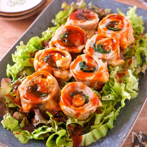 【豚ニラキムチーズ蒸し】レンジで簡単！巻いてチンするだけ♪